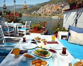 Myra Hotel